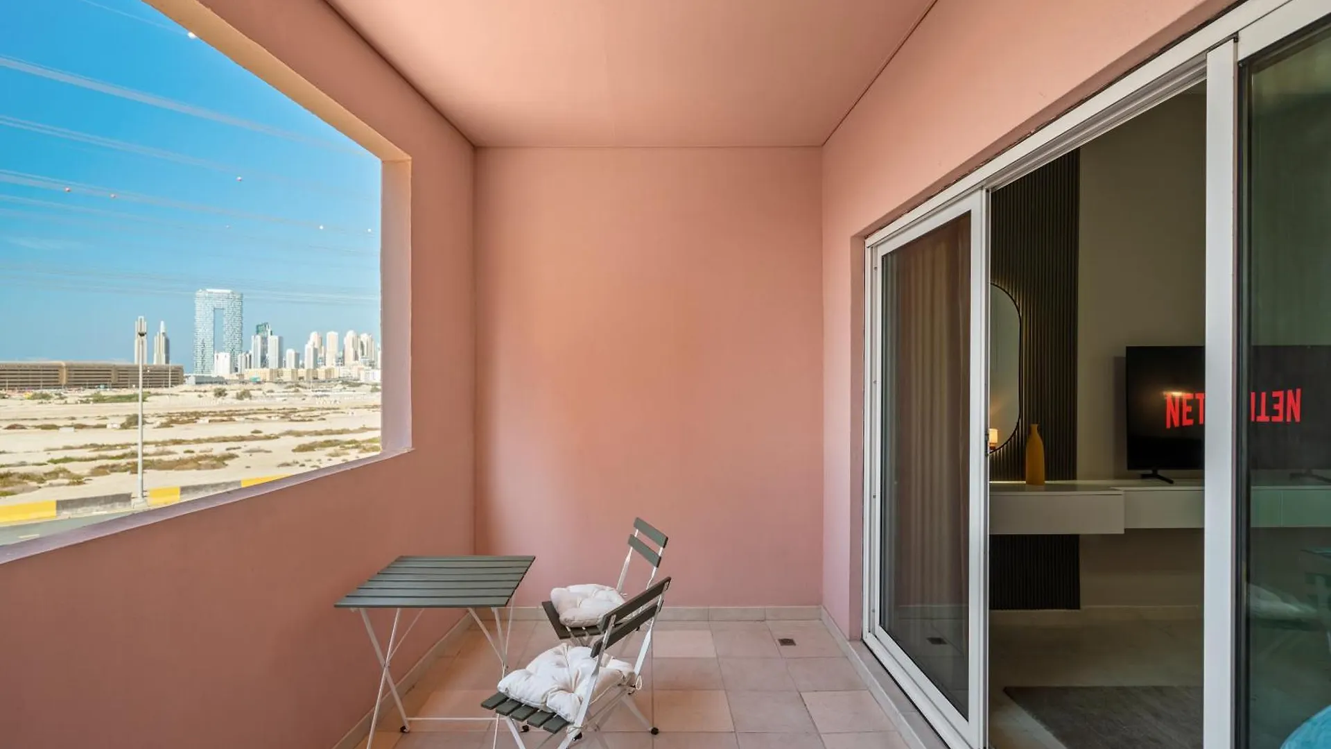 Chic Studio Near Discovery Gardens Attractions Dubai United Arab Emirates