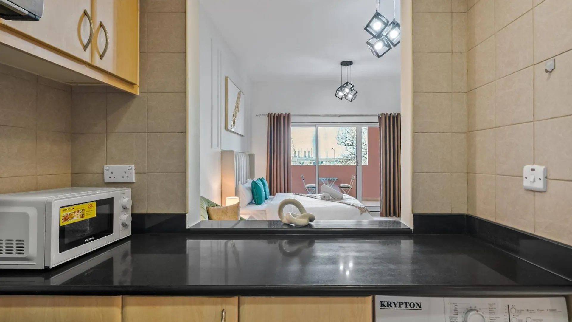 Chic Studio Near Discovery Gardens Attractions Dubai 0*,